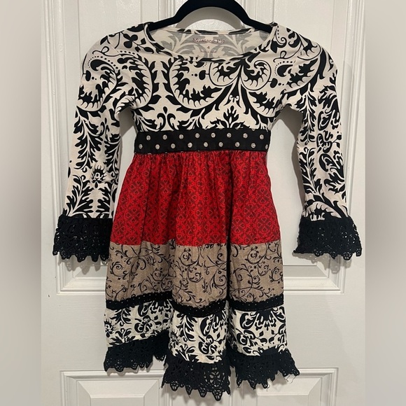 Mustard Pie Kids Red, Black, & White Damask Patchwork Dress with Lace Trim Sz 4 - Picture 4 of 13